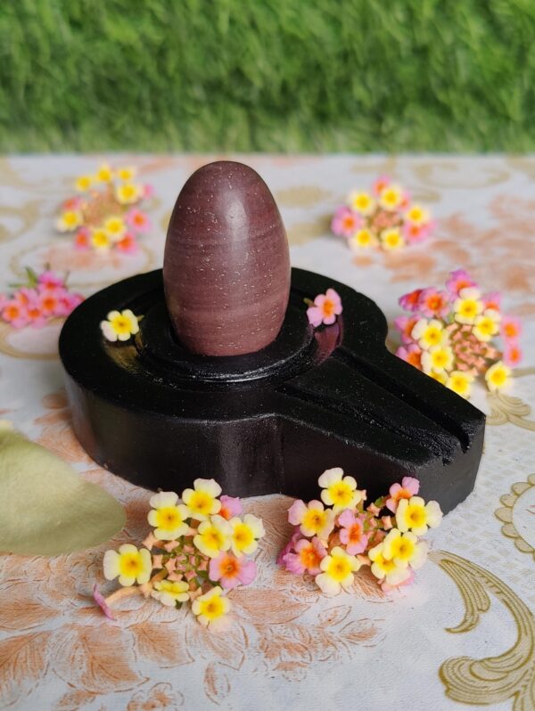 Janeudhari Narmadeshwar Shivling Small 1.5 Inch Shivaling Set - Image 4