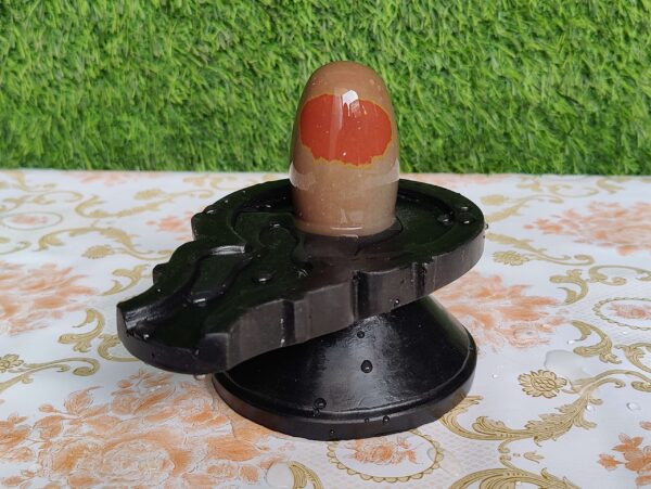 Tilakdhari Narmadeshwar Shivling - Image 3