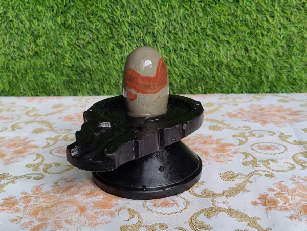 Tilakdhari Narmadeshwar Shivling - Image 2