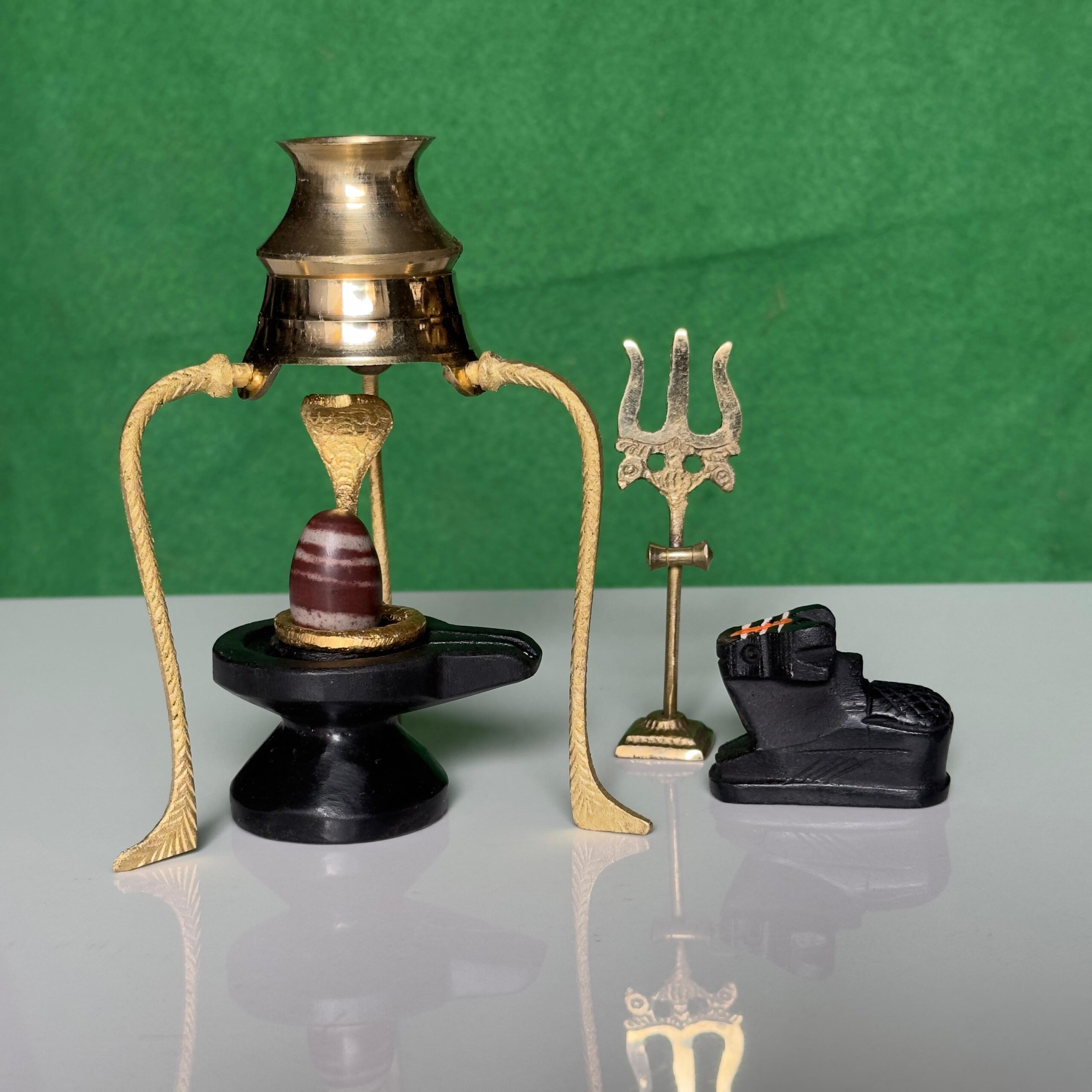 Divine Shivling Pooja Setup with Trishul and Nandi Idol - Image 5