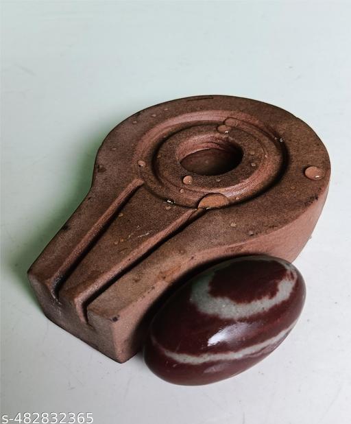 Natural And Antique Narmadeshwar Narmada Stone Bana Unique Shivling And Plate Jaladhari Size 2 X 4