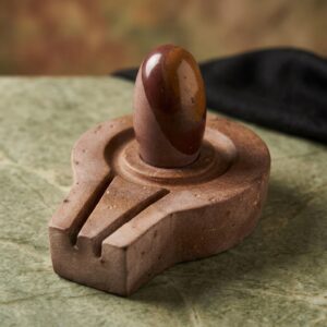 Natural And Antique Narmadeshwar Narmada Stone Bana Unique Shivling And Plate Jaladhari Size 2 X 4