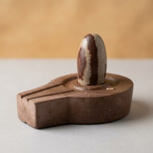 Natural And Antique Narmadeshwar Narmada Stone Bana Unique Shivling And Plate Jaladhari Size 2 X 4